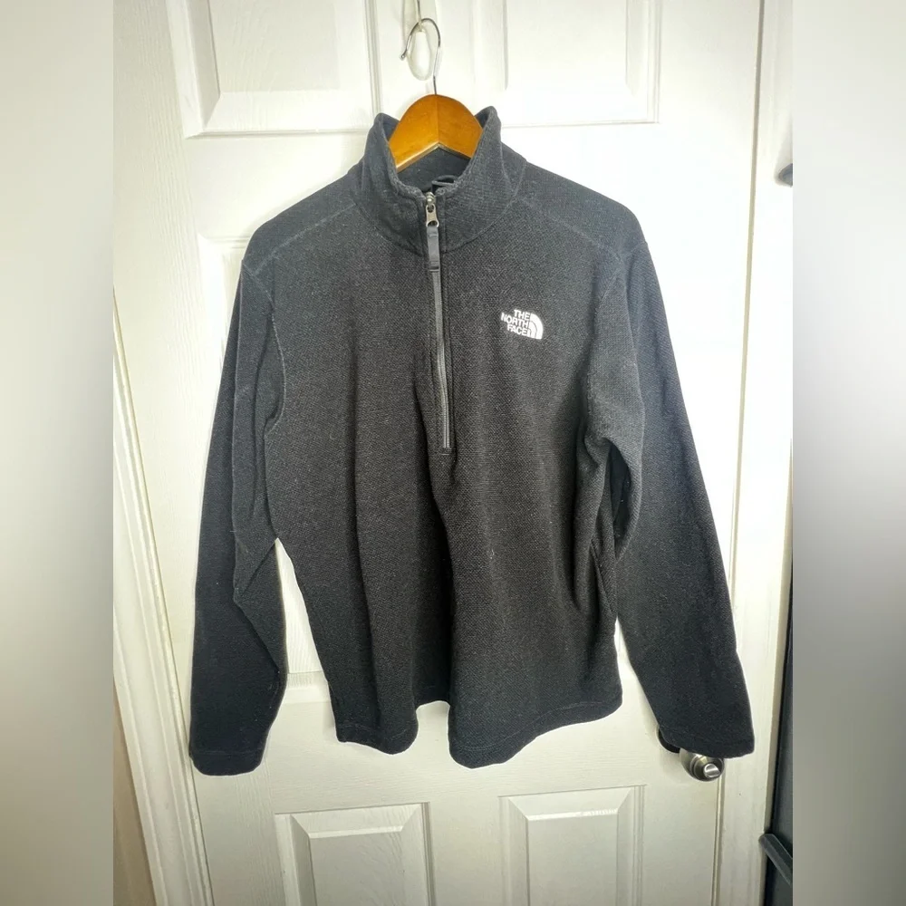 The North Face Men’s Large Textured Cap Rock 1/4 Zip Fleece Top Black L